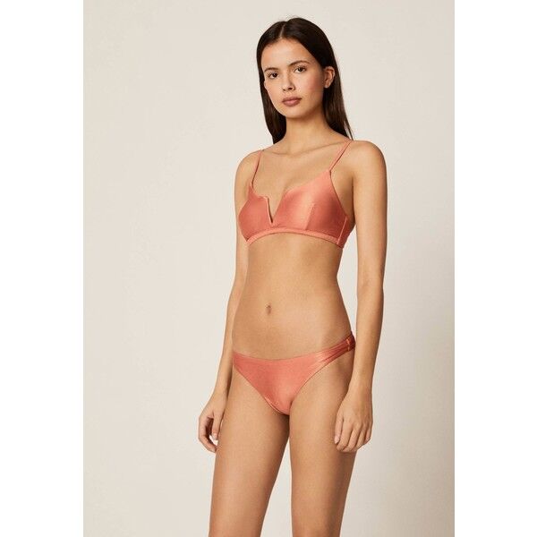 OYSHO BRAZILIAN BIKINISLIP IN KUPFERROT 30726368 Dół od bikini coral OY181R0QE