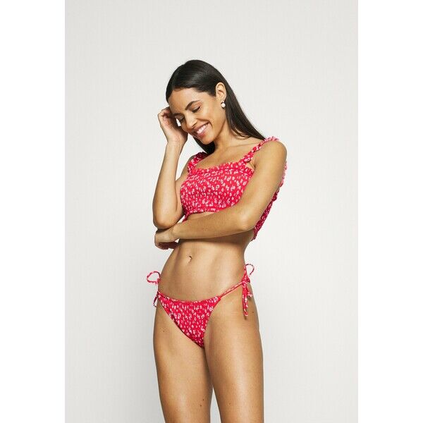 Pieces PCNIKITA BIKINI SET Bikini high risk red PE381L006
