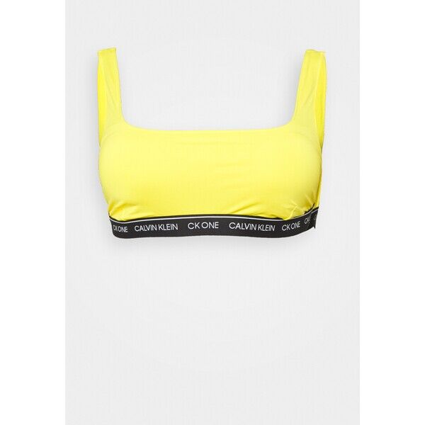 Calvin Klein Swimwear BRALETTE PLUS Góra od bikini bold yellow C1781J04D-E11