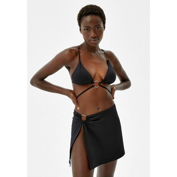 Bershka PLAIN Dół od bikini black BEJ81H003-Q11