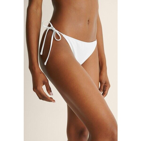NA-KD MIT SCHNÜREN Dół od bikini white NAA81I01L-A11