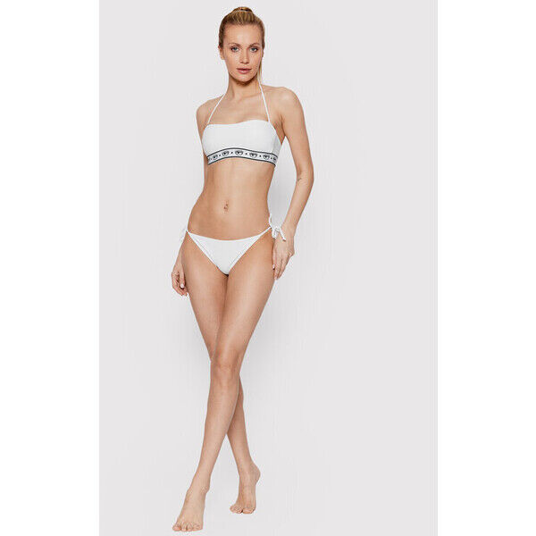 Chiara Ferragni Góra od bikini CFA5703 Biały