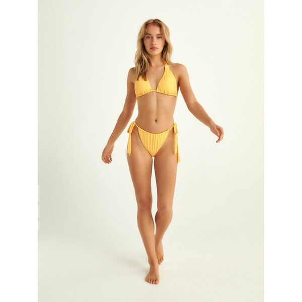 Reserved Góra od bikini 6892U-20X
