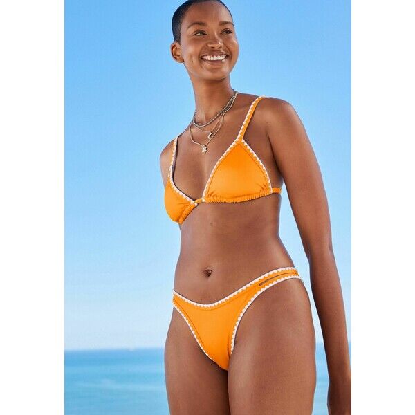 Next Góra od bikini NX381A0VE-H11
