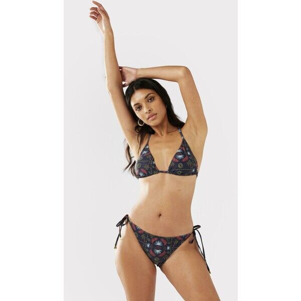 Chelsea Peers Dół od bikini CF981I008-K11