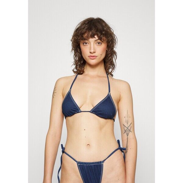 Good American Góra od bikini GOM81J00E-K11