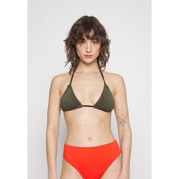 Good American Góra od bikini GOM81J00N-Q11