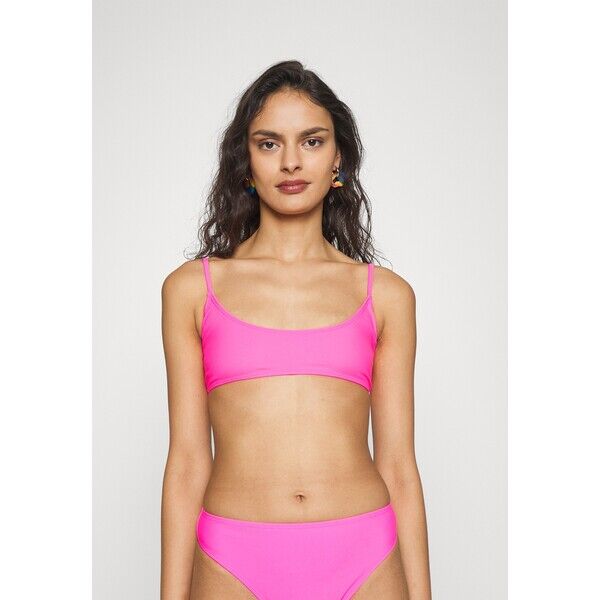Good American Góra od bikini GOM81J00T-J11
