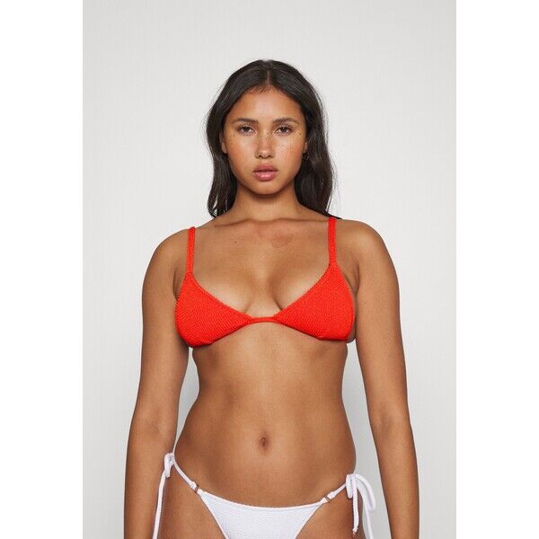 Good American Góra od bikini GOM81J00D-G11