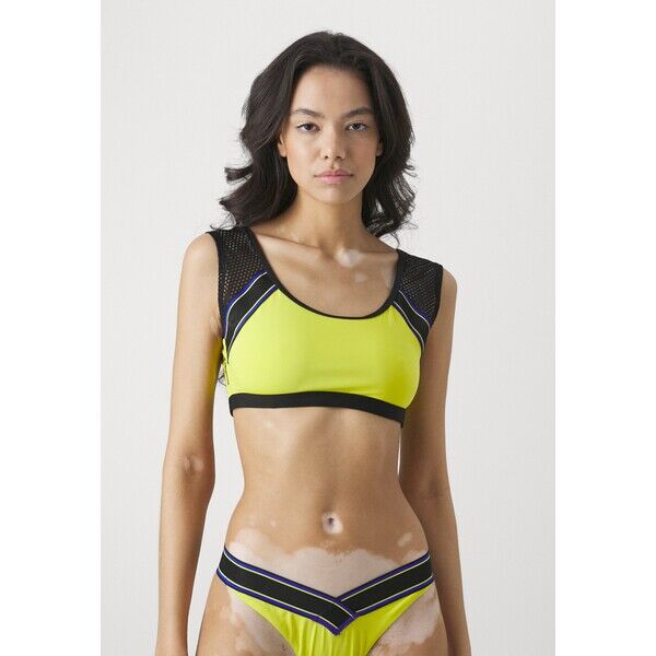 Speedo Góra od bikini 1SP41I00B-E11