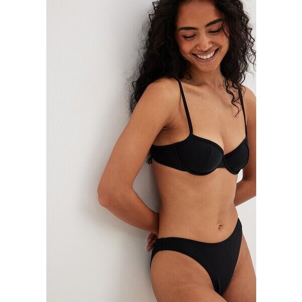 NA-KD Góra od bikini NAA81A06I-Q11