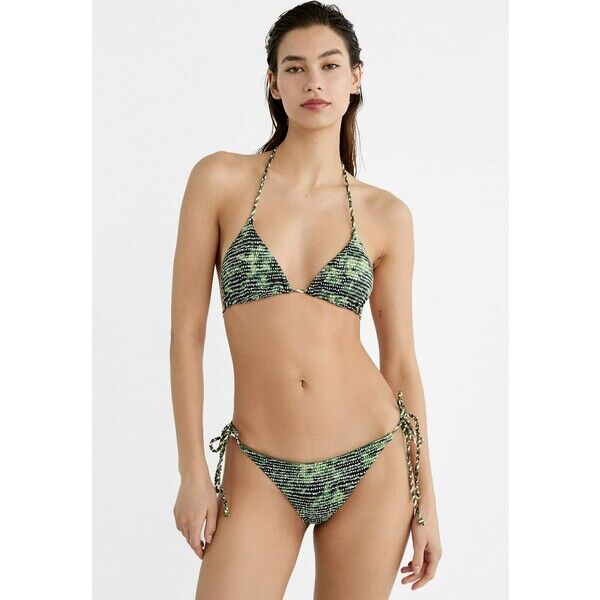 Stradivarius Góra od bikini STH81J01Z-N11