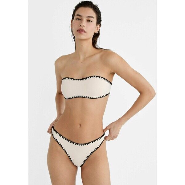 Stradivarius Góra od bikini STH81I01F-A11