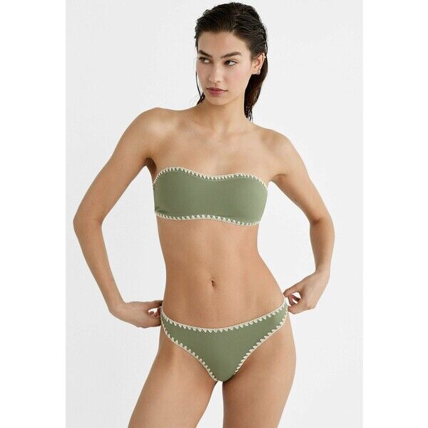 Stradivarius Góra od bikini STH81I01F-N11