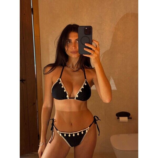 Czarny z motywem muszelek - Bikini Never Fully Dressed z trójkątnymi miseczkami AA7-668