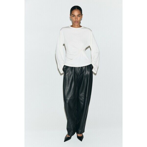 H&M Top ze skręconym detalem 1322860