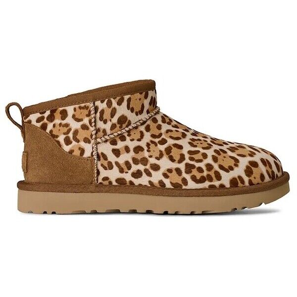 UGG śniegowce zamszowe W Classic Ultra Mini Plains  kolor beżowy 1178110.FDJ