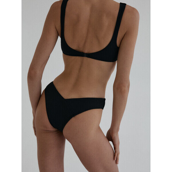 MUUV prążkowane figi kąpielowe typu cheeky CASA black