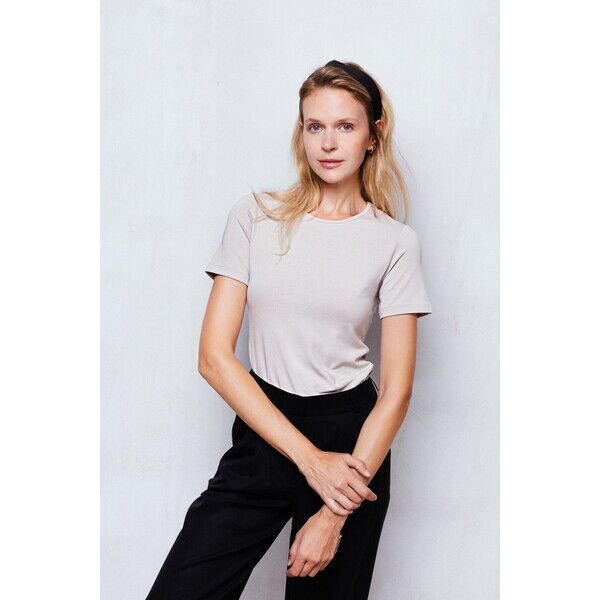 T-shirt z wysokim dekoltem z wiskozy | RENEE | ANNA WATRAS 5900000606644