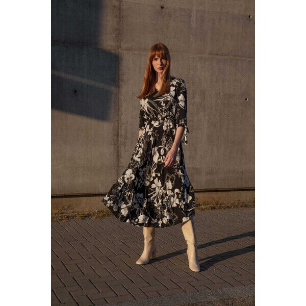 EMOI Czarna midi sukienka w kwiaty 2382_40-434-133