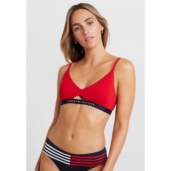 Tommy Hilfiger CORE SOLID LOGO BRALETTE Góra od bikini tango red TO181J00R