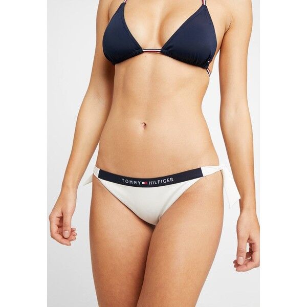 Tommy Hilfiger CORE SOLID LOGO CHEEKY SIDE TIE Dół od bikini snow white TO181I013
